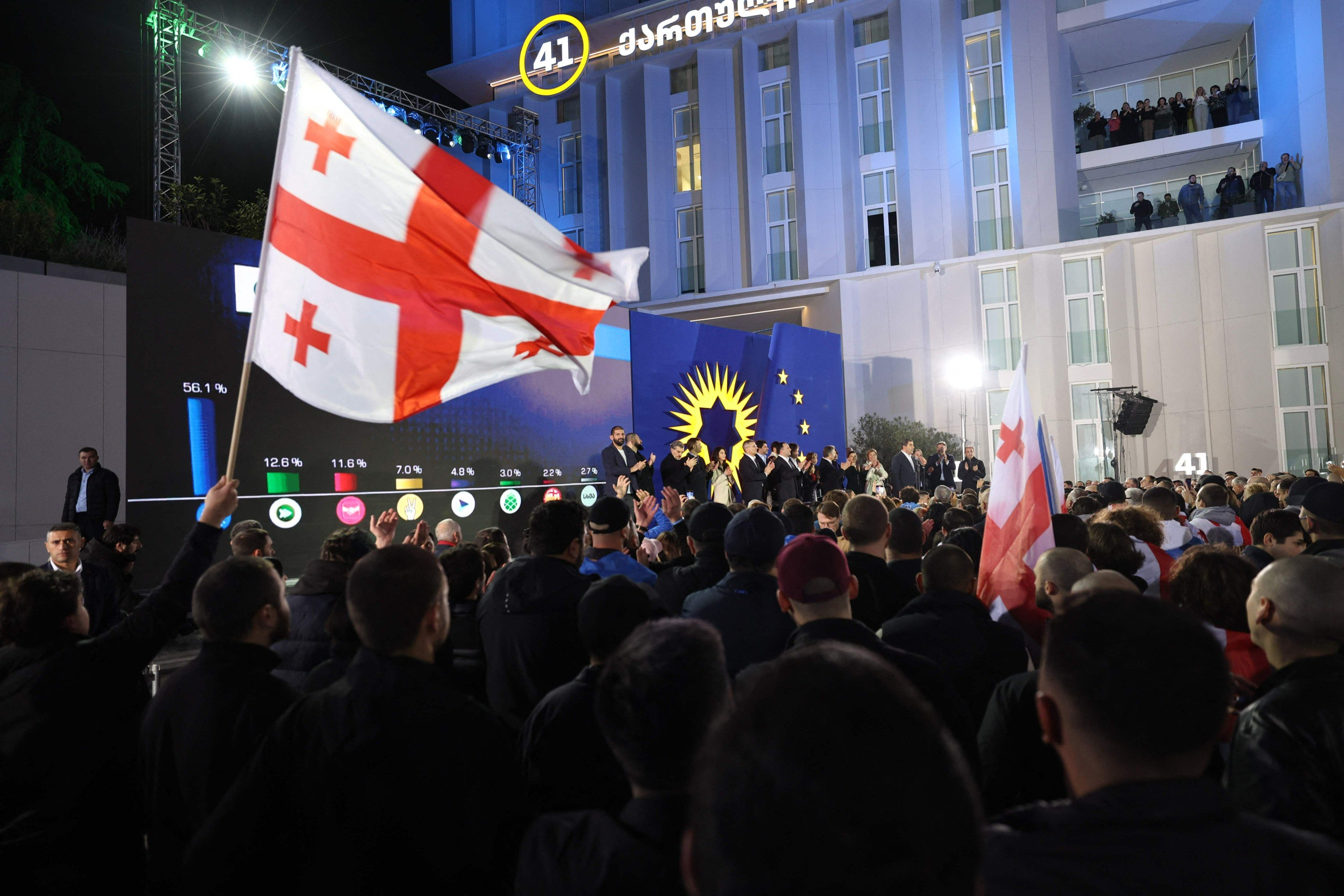 Georgiaa hallitseva Georgialainen unelma -puolue on saamassa 54 prosenttia äänistä. LEHTIKUVA/AFP. 