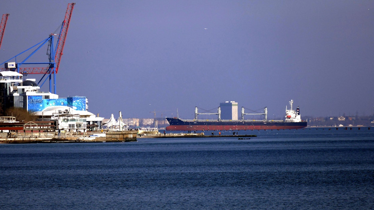 Mustanmeren vientikäytävän auki pitävää YK:n, Turkin, Ukrainan ja Venäjän välistä sopimusta jatkettiin hiljattain 60 päivällä. Kuva on Odessasta, Ukrainan tärkeimmästä Mustanmeren satamasta.