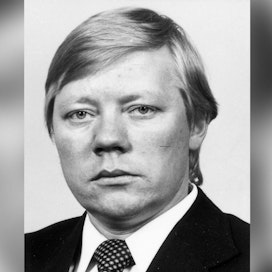 Ministeri ja maaherra Olavi Martikainen toimi kansanedustajana yhtäjaksoisesti vuosina 1972-1987. 