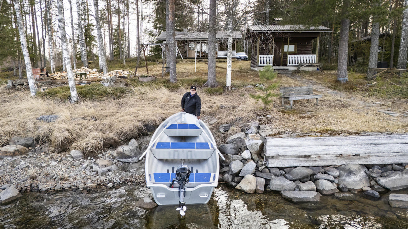 Eemeli Laitisen mökkirannalla ei ole näkynyt saimaannorpan pesiä. Siitä huolimatta rakennusoikeus jää naapuritontteja pienemmäksi.