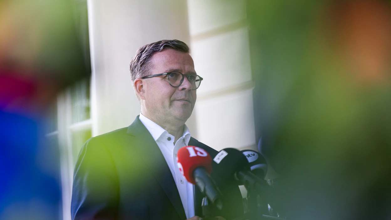 Pääministeri Petteri Orpo sanoo kohtelevansa uutta elinkeinoministeriä kuten muitakin ministereitä.