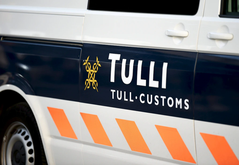 Tullin mukaan savukkeista olisi pitänyt maksaa maahantuontiveroja yli 3,5 miljoonaa euroa. Juttua on tutkittu törkeänä veropetoksena. Kuvituskuva. LEHTIKUVA / Anni Ågren.