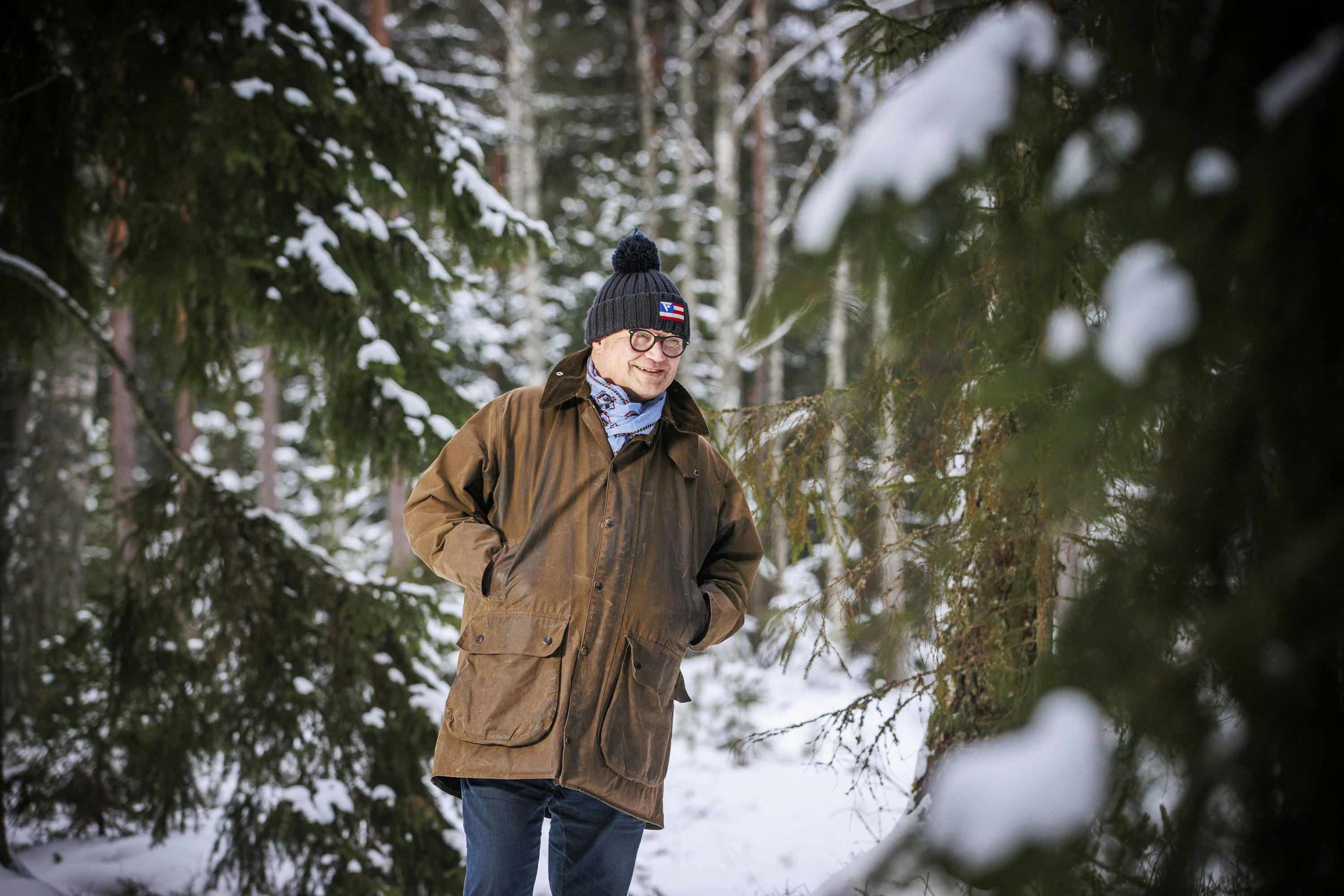Jouni Kemppainen on asunut jo 30 vuotta Kirkkonummella, jossa luonto alkaa heti kotiovelta.