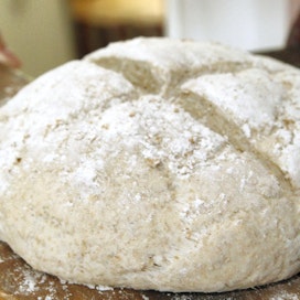 Erilaisten jauhosekoitusten ja kaurapohjaisten jauhojen menekki on lisääntynyt leivonnassa.