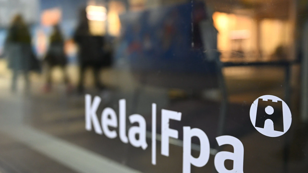 Jos veronpalautus on huomioitu toimeentulotuen päätöksessä liian suurena, asiakkaan on haettava itse tuen tarkistamista Kelasta. LEHTIKUVA / HEIKKI SAUKKOMA.