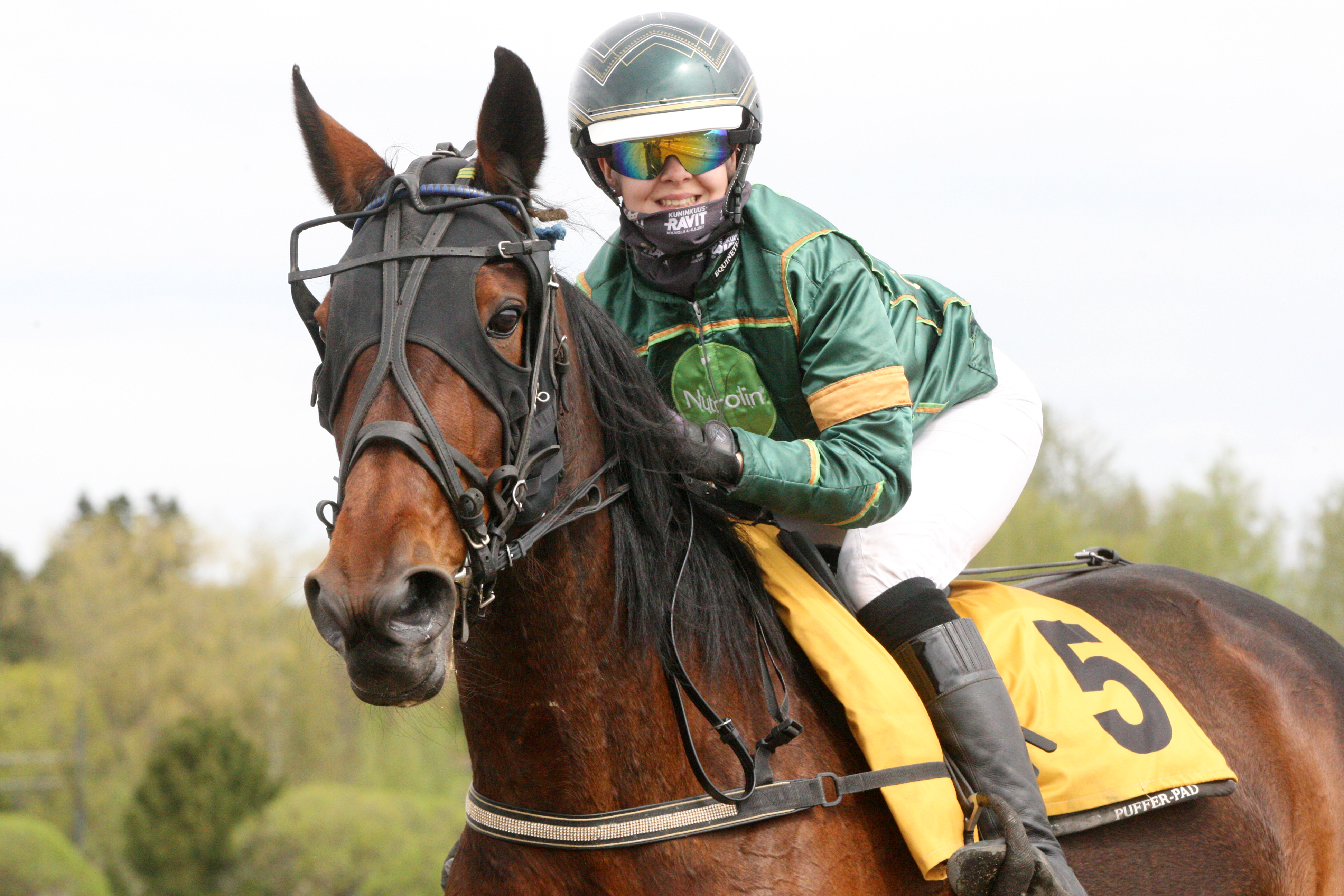 Kitta Virolainen on ohjastanut urallaan 76 lähtöä joista voittoihin on päättynyt yhdeksän.