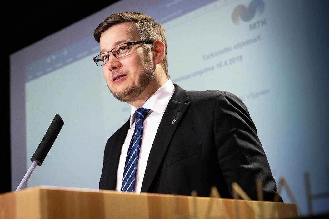 Eerikki Viljasen mielestä maaseutuelinkeinoja kohdellaan epäreilusti Yleisradion uutisoinnissa.