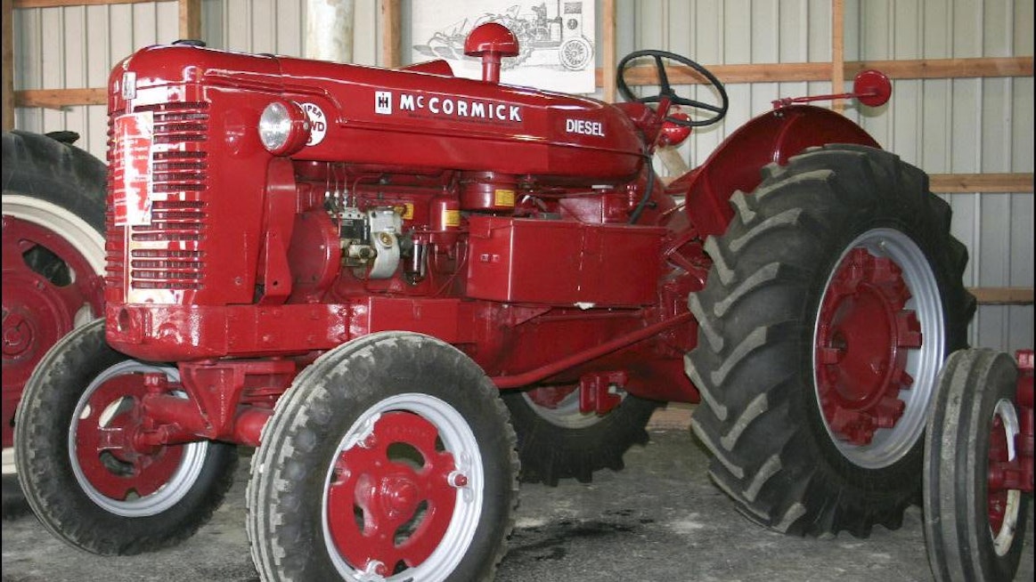 International McCormick Super BWD-6 1954–1958, Doncaster, Englanti  Valmistettu yhteensä 5817 kpl International Harvester Co.