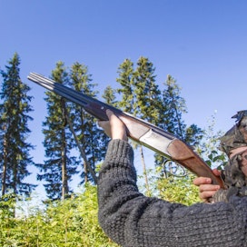 Ampumaratojen väheneminen on metsästäjien ja ampumista harrastavien kannalta huolestuttava ilmiö.