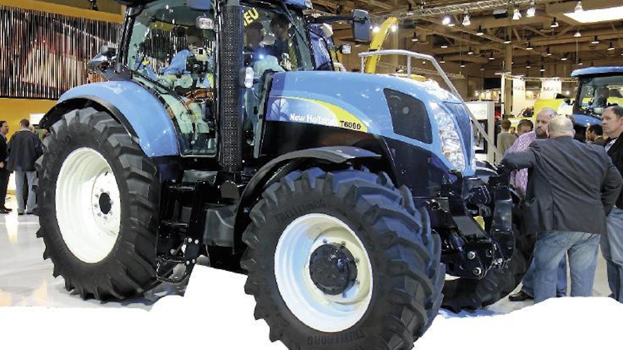 New Holland T6090.