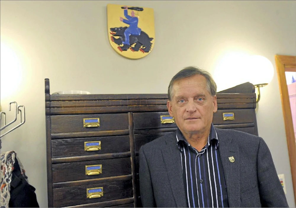 Lapuan kaupunginjohtajan Paavo Latva-Raskun mielestä kuntauudistus keskittyy liiaksi rakenteiden muuttamiseen, eikä ratkaise palveluiden ongelmia. Juha Harju