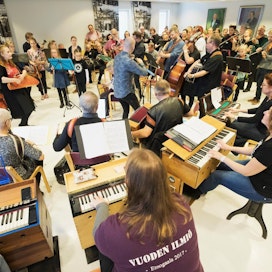 Orivesi All Stars esiintyi maaliskuun 16. päivä Oulun Musiikkikeskuksessa Tulindbergin salissa. OAS on myös perustettu Oulussa.