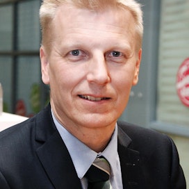 Maatalous- ja ympäristöministeri Kimmo Tiilikainen johtaa Suomen valtuuskuntaa.