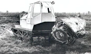 Suokone Oy:n edeltäjän, vuonna 1968 perustetun Meriläisen Konepajan ensimmäinen tuote oli 2-puoleinen Meri-ojajyrsin. Kummankin jyrsinkiekon sisällä oli autonrengas, joka toimi ylikuormakytkimenä; säätö tehtiin rengaspainetta lisäämällä tai vähentämällä. Sen ajan pyörätraktoreiden suo-ominaisuudet olivat vielä rajallisia, niinpä jyrsimen vetoon tehtiin leveätelainen Merko-maastotraktori.