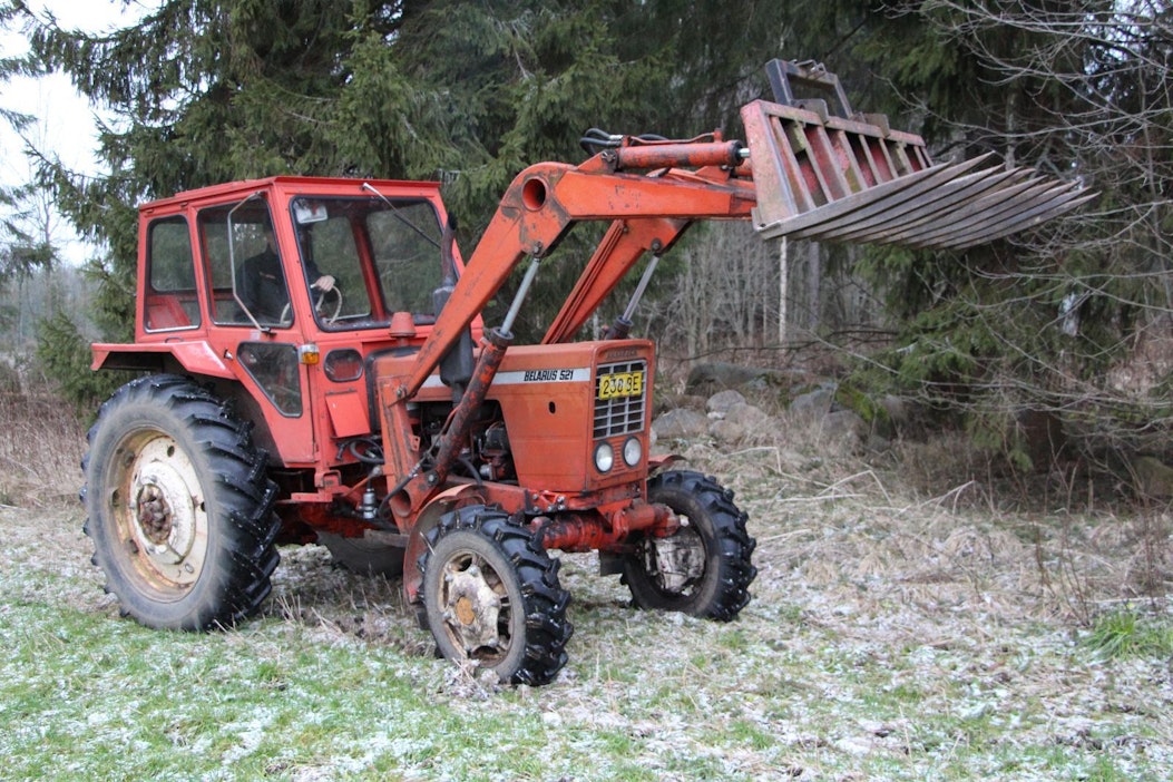 Belarus MTZ-521 -traktori oli peto vetämään – Suomen armeijakin kiinnostui  traktorin maasto-ominaisuuksista - Weteraani - Koneviesti