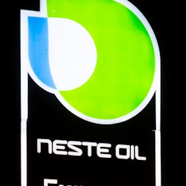 Neste Oilista Nesteeksi palannut öljy-yhtiö on nostanut kierrätettyjen raaka-aineiden osuuden 75 prosenttiin.