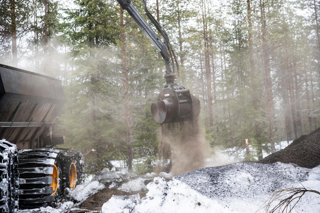 Komission kriteeristöluonnoksen mukaan lannoitus ei olisi laskettavissa kestäväksi metsätaloudeksi.