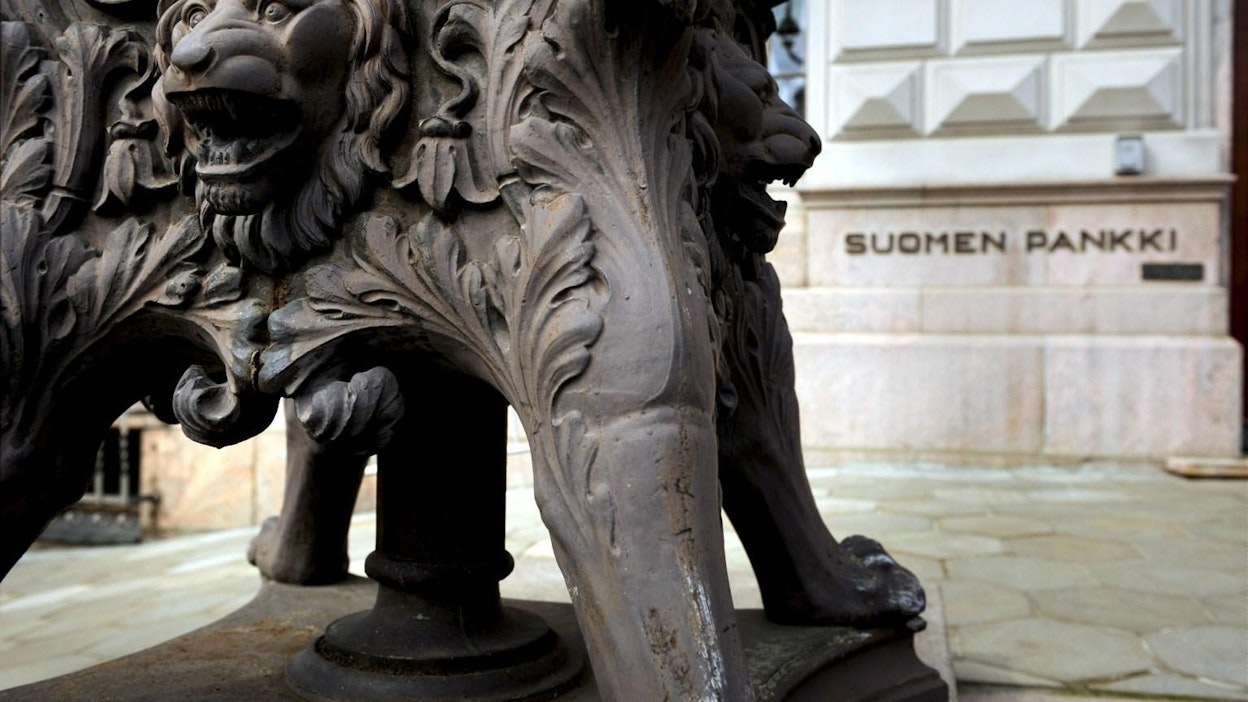 Suomen Pankin johtokuntapaikkoja haki 19 ihmistä. LEHTIKUVA / Antti Aimo-Koivisto