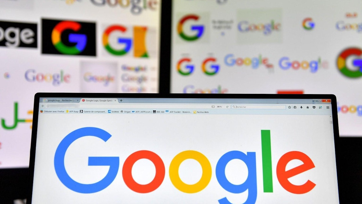 Verolle olisivat joutumassa esimerkiksi isot hakukoneyhtiöt, sosiaalisen median yritykset ja palveluita välittävät alustapalvelut eli yhtiöt Googlesta Facebookiin. LEHTIKUVA / AFP