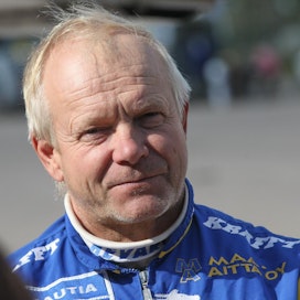 Terho Rautiainen palkittiin Suomen Hippoksen kultaisella ansiomerkillä. Palkinnon perusteissa mainittiin urheilullisen menestyksen lisäksi myös pitkäaikainen työ paikallisen raviurheilun hyväksi.