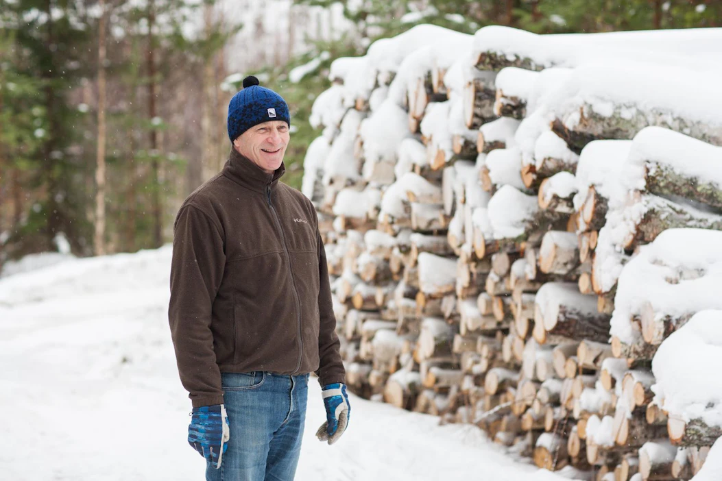 Savonlinnalainen Juha-Pekka Hannikainen odottaa puukaupan piristyvän loppuvuonna Äänekosken suuren investoinnin ansiosta.