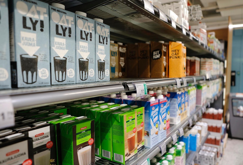 Kauratuotteet valtaavat alaa kaupan hyllyillä.
