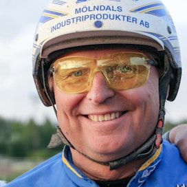Yksi suomalaisen raviurheilun kautta aikojen suurista nimistä, Veijo Heiskanen, on back in business ja voi pärjätä illan jättipottiraveissa.