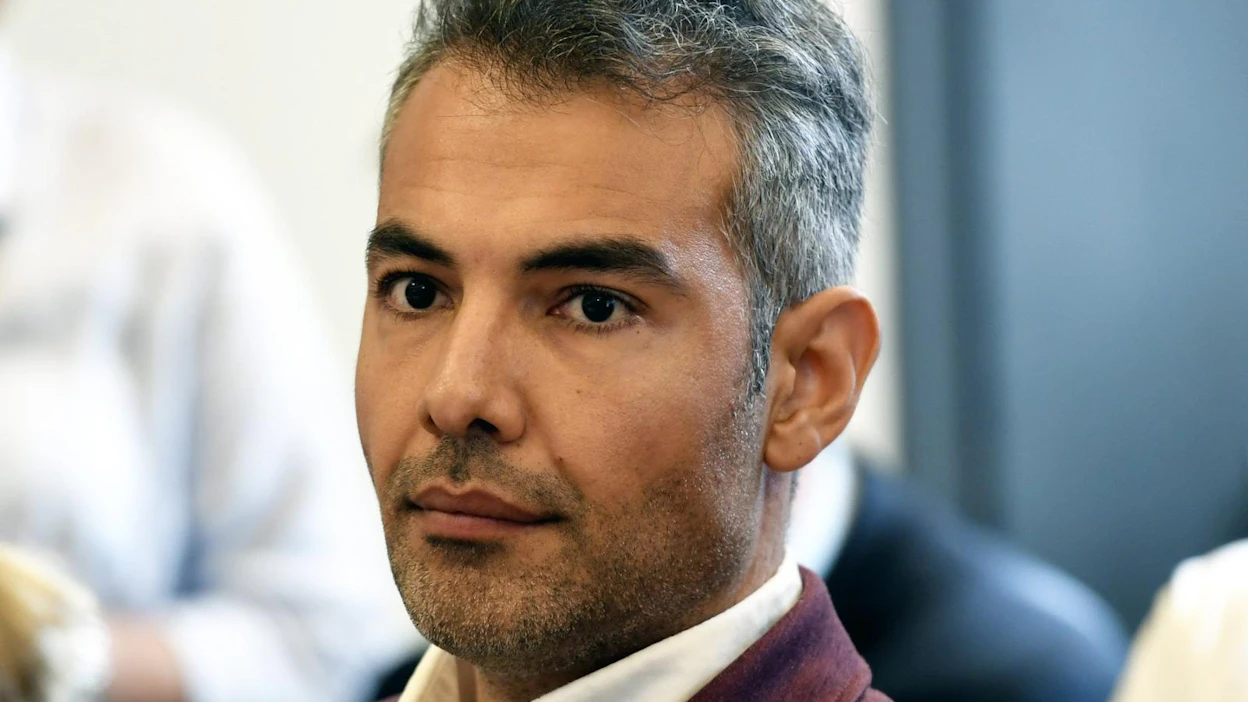 Kansanedustaja Hussein al-Taee SDP:n eduskuntaryhmän kesäkokouksen tiedotustilaisuudessa Helsingissä 16. elokuuta 2019. LEHTIKUVA / MARKKU ULANDER