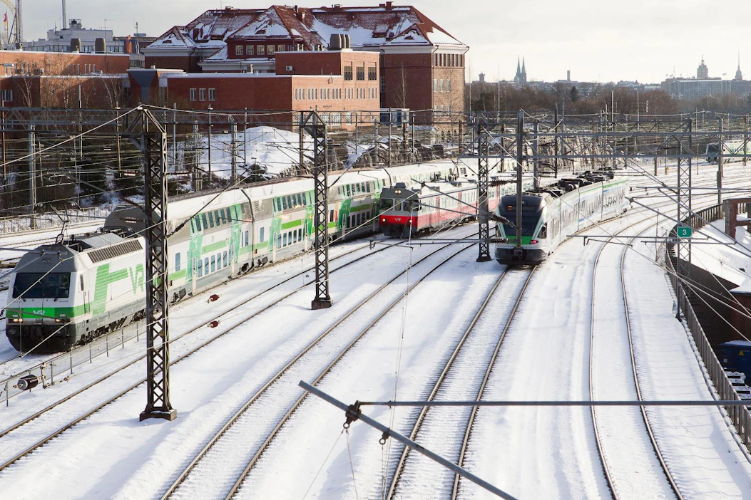 VR:llä on tällä hetkellä sopimus, joka antaa yhtiölle yksinoikeuden henkilöraideliikenteeseen vuoteen 2024 saakka.