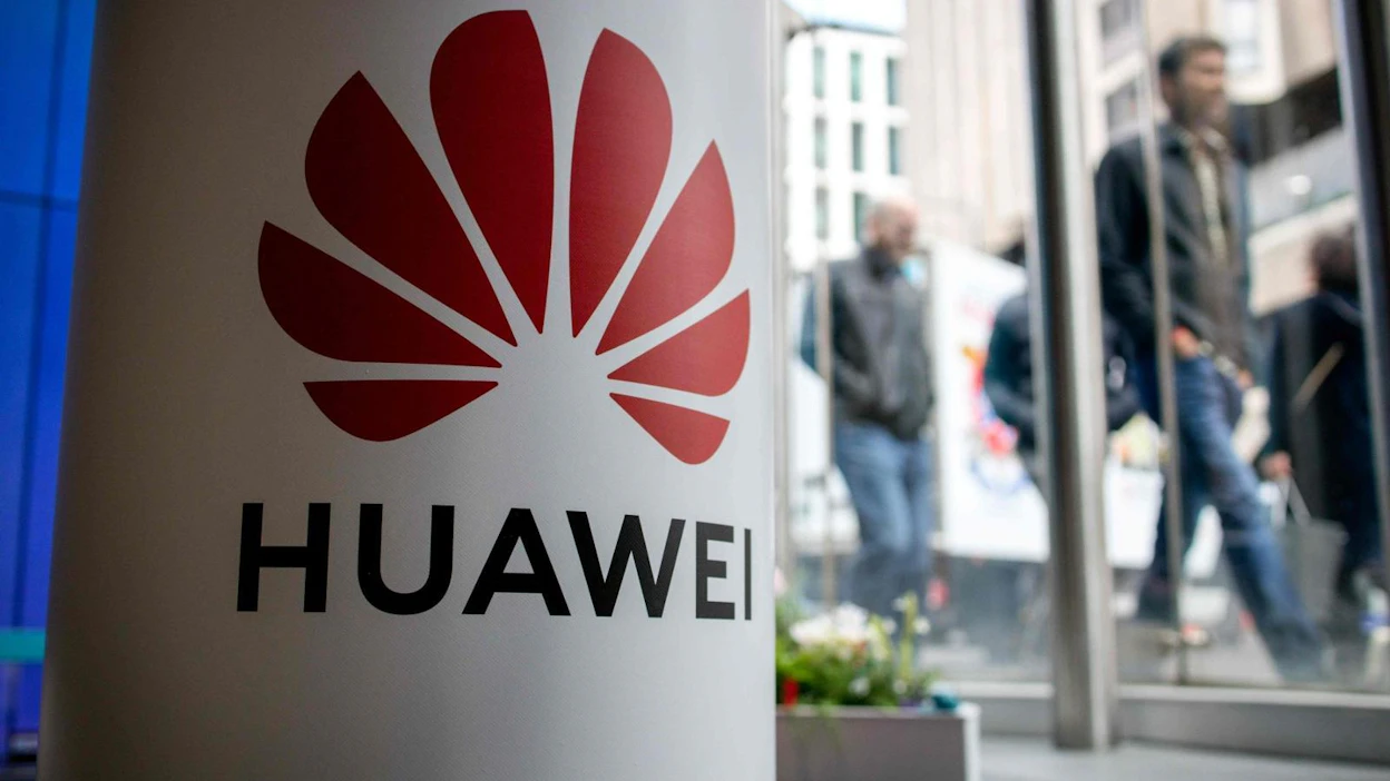 Huawei on noussut verkkolaitemarkkinoilla markkinajohtajaksi, vaikka Yhdysvallat on sulkenut sen pois maan 5g-verkoista. LEHTIKUVA/AFP