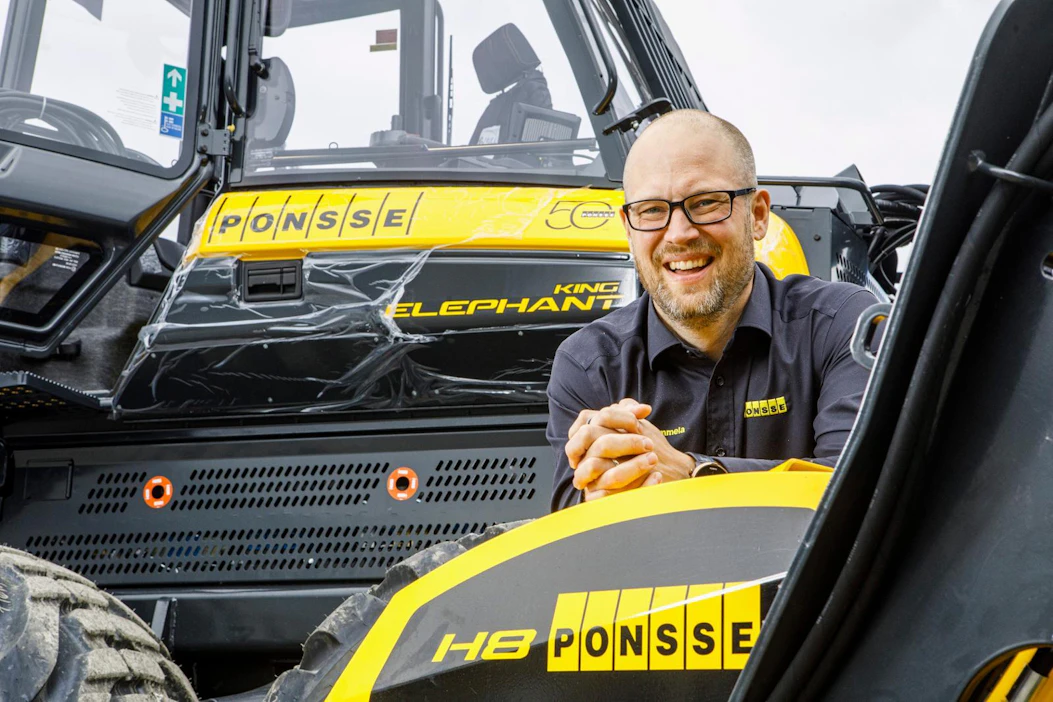 Kolmannen vuosineljänneksen hyvästä tuloksesta huolimatta Ponssen toimitusjohtaja Juho Nummela näkee markkinoilla edelleen merkittävää epävarmuutta. "Arviomme mukaan kuluvana vuonna kokonaismarkkina on tullut alas noin 20 prosenttia."