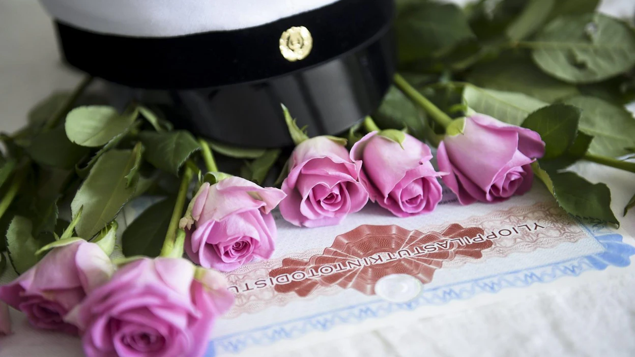 STT:n syksyn vertailussa koko vuoden ylioppilaskirjoitusten tuloksia verrataan kolme vuotta sitten lukionsa aloittaneiden peruskoulun päättötodistusten keskiarvojen keskiarvoihin. LEHTIKUVA / EMMI KORHONEN