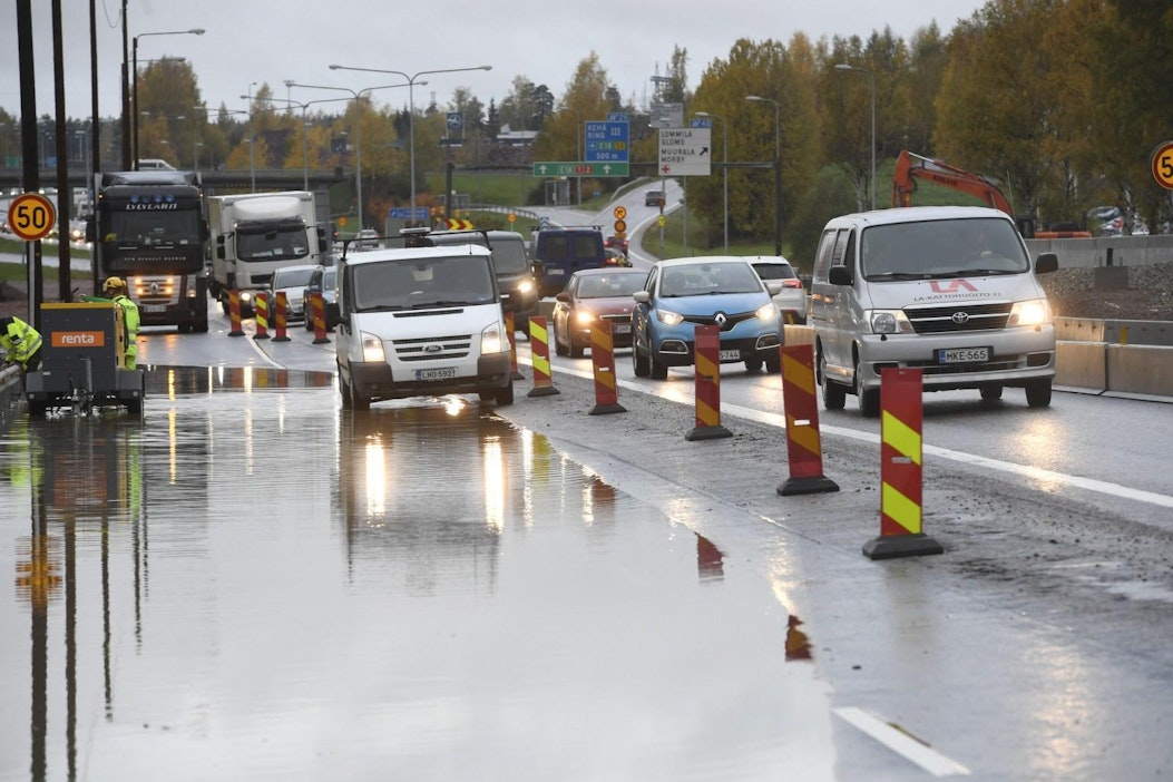 Tulvatilanne on ajankohtaan nähden poikkeuksellinen.