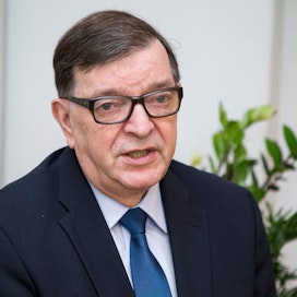 Paavo Väyrynen on toiminut keskustan kansanedustajana ja ministerinä moneen otteeseen 1970-luvulta 2010-luvulle. Tänä vuonna Väyrynen luopui keskustan jäsenyydestä ja kunniapuheenjohtajuudesta.