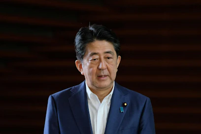 Shinzo Aben toimikautta olisi ollut jäljellä vielä vuosi. LEHTIKUVA/AFP