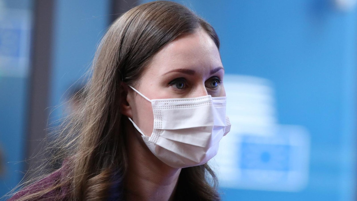 Pääministeri Sanna Marin (sd.) edustaa Suomea EU-johtajien kokouksessa Portugalissa. LEHTIKUVA/AFP