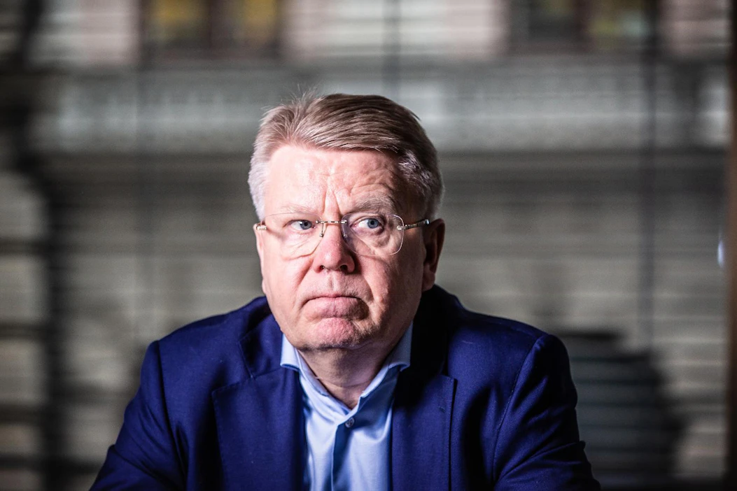 Elinkeinoelämän keskusliitto EK:n toimitusjohtaja Jyri Häkämies pitää niin sanottujen eläkeputkineuvottelujen kaatumista valitettavana.