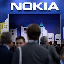 Nokia arvioi vertailukelpoisen liikevoittoprosenttinsa kasvavan 10–13 prosenttiin vuonna 2023. Lehtikuva/AFP