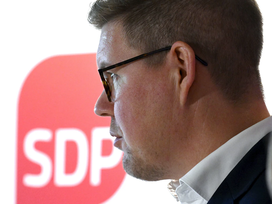 Antti Lindtmanin johtama SDP jatkaa suosituimpana eduskuntapuolueena. HEIKKI SAUKKOMAA / LEHTIKUVA.
