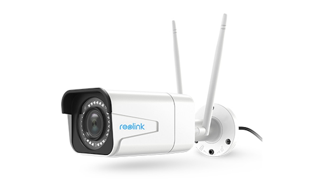 Reolink RLC-511W -valvontakamera hankittiin kotipihan valvontaan.