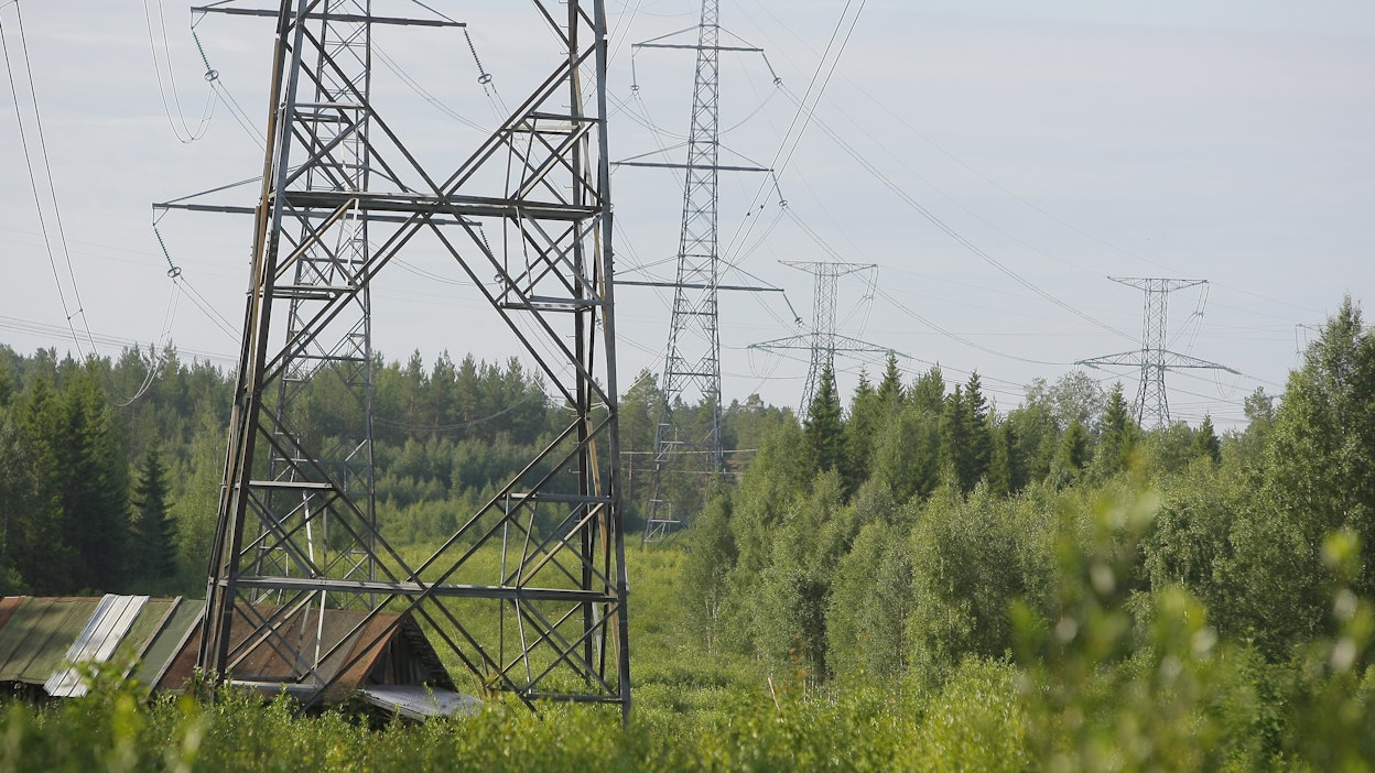 Keuruun osayleiskaavaan on tulossa sopimus sähkölinjojen alle jäävien maiden korvauksista. Metsänomistaja voisi saada korvausta kilometrin matkalta linjasta jopa 40 000 euroa.