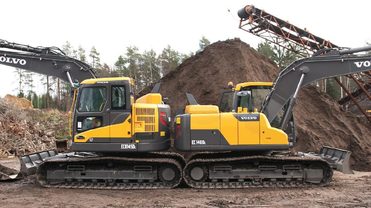Vertailussa oli mukana sisarmallit Volvo EC140D sekä lyhytperäinen Volvo ECR145D.
