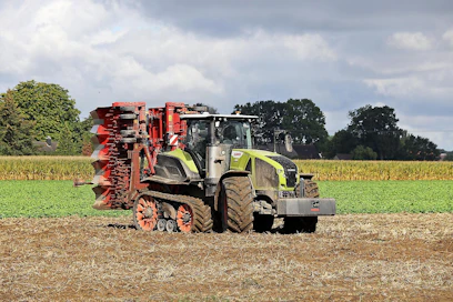 Claas Terra Trac -mallin kääntösäde on vain vajaan metrin suurempi kuin vakiokoneen. Traktorin kääntymistä voidaan peltokäytössä tehostaa automaattisesti toimivilla ohjausjarruilla, kuljettaja voi säätää niiden tehoa näytöltä olosuhteiden mukaan.
