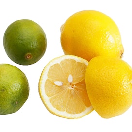 Limonadin voi valmistaa sitruunasta, mutta myös marjoista tai muista hedelmistä.