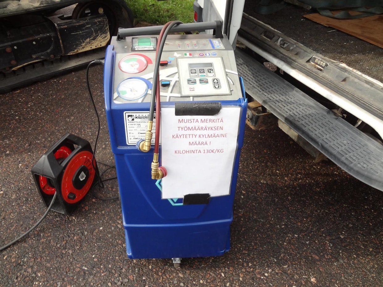 The cooling of the operator's cab comes at a cost. The prices of refrigerants have been rising since last year. The largest price increase has been for R134a, which is often used for vehicles and machinery. Prices for newer refrigerants are high from the outset.