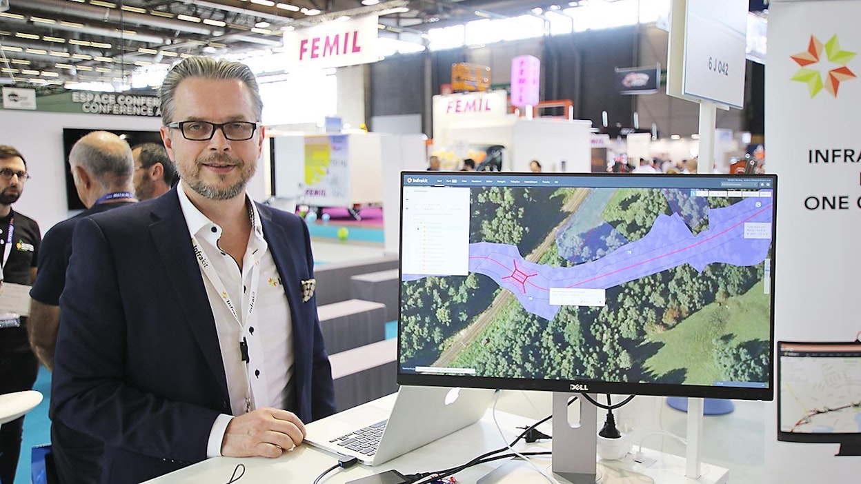 Infrakit esitteli suomalaisosaamista Intermat-näyttelyssä.