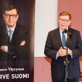 Paavo Väyrynen erosi keskustasta perustettuaan kansalaispuolueen.
