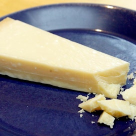 Kansainvälisen arvioin mukaan juustolla on välipalamarkkinoilla menestystuotteen mentävä reikä.