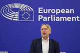 Bernd Lange on EU-parlamentin kauppavaliokunnan puheenjohtaja. LEHTIKUVA/AFP. 