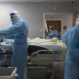 Yhdysvalloissa sairaalat ovat täyttymässä yli rajojensa koronapotilaiden vuoksi. LEHTIKUVA/AFP